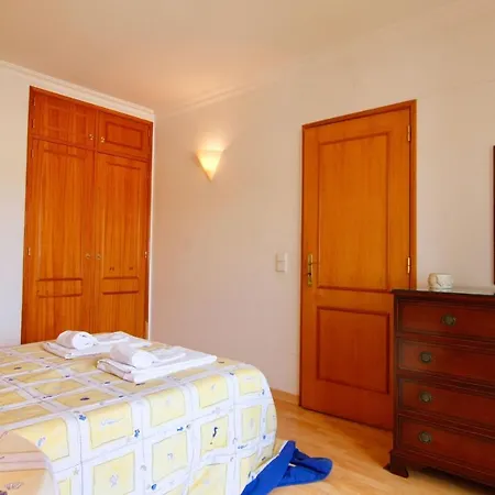 Lovelystay - Alto Dos Calicos 2br House With Garden Vakantiehuis *